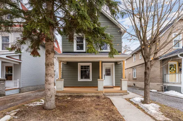 29 Livingston AVE, Kingston, ON K7L 4L1