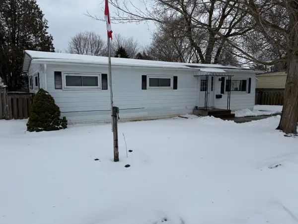 20 Cardinal ST, Brockton, ON N0G 2V0