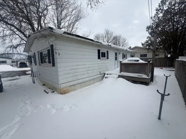 20 Cardinal ST, Brockton, ON N0G 2V0