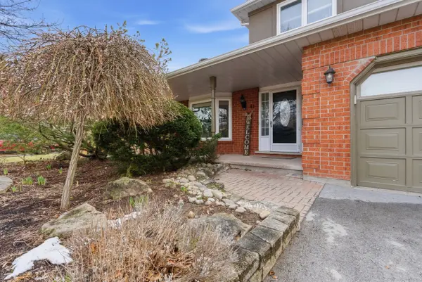 41 Farmington DR, St. Catharines, ON L2S 3G1