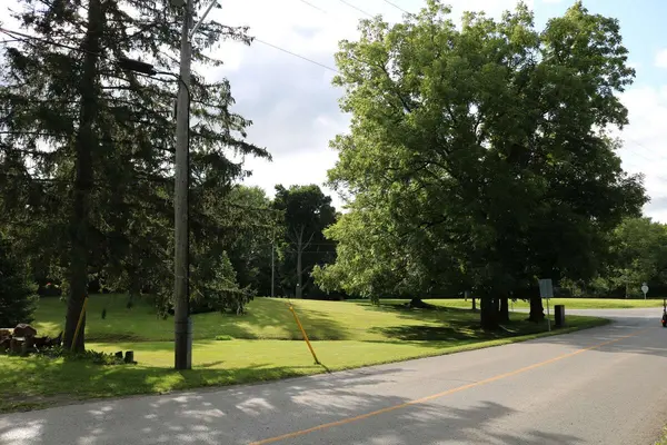 1109 Effingham ST, Pelham, ON L0S 1C0