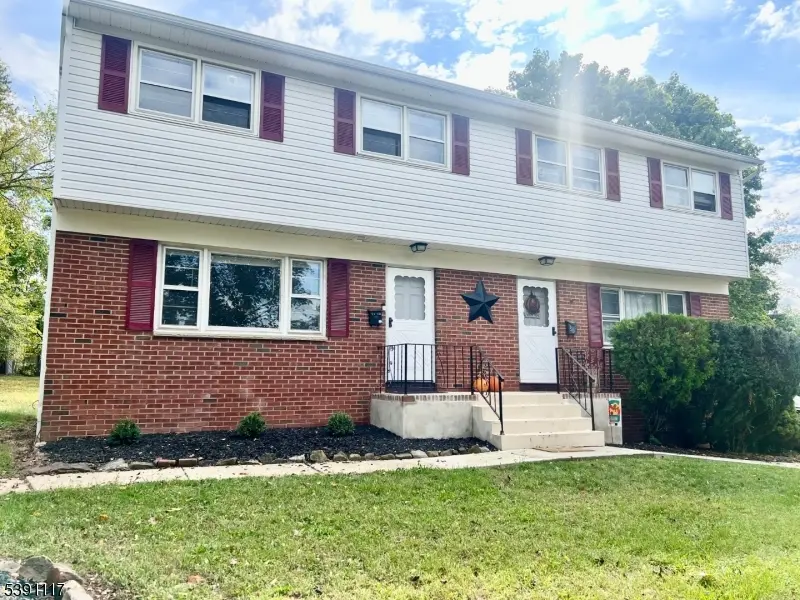 55 Lincoln Circle, Flemington Boro, NJ 08822