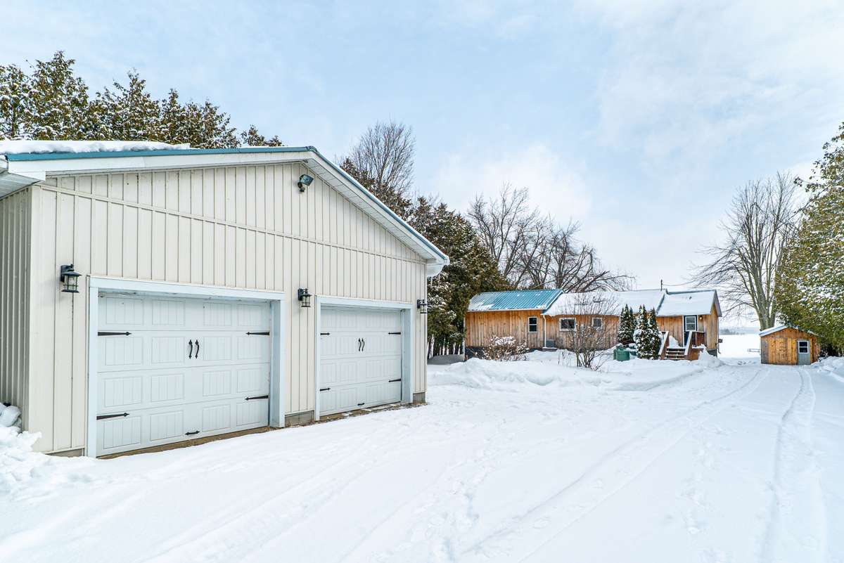 130 Crawford RD, Kawartha Lakes, ON L0K 1B0
