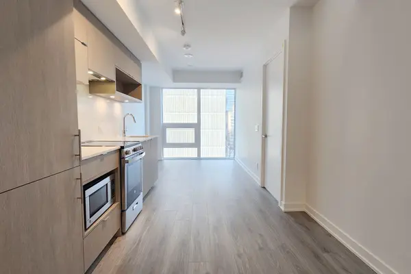 100 Queen ST E #815, Toronto C08, ON M5C 0B5