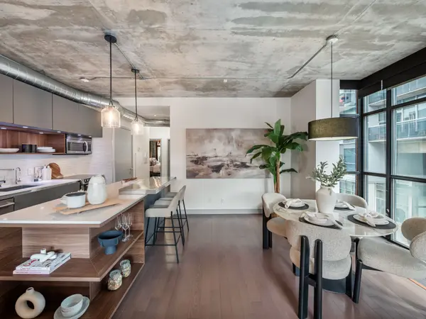 60 Niagara ST #317, Toronto C01, ON M5V 1C5