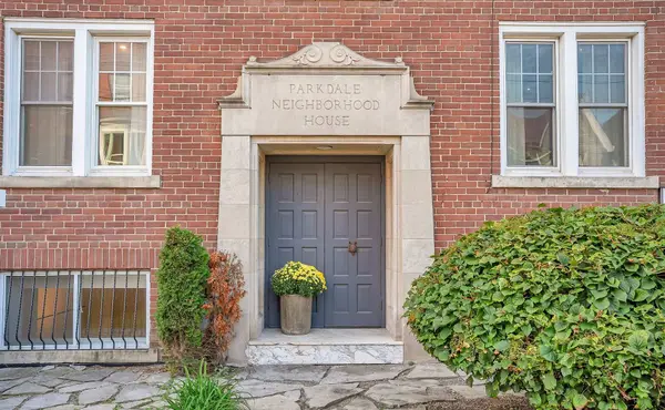 53 Argyle ST, Toronto C01, ON M6J 1N8