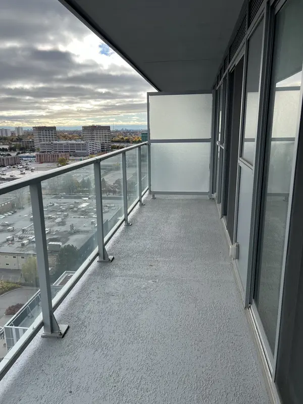 275 Yorkland RD #1707, Toronto C15, ON M2J 0B4