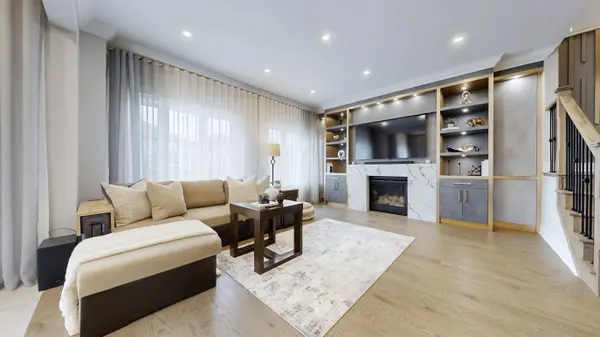 94 Mac Campbell WAY, Bradford West Gwillimbury, ON L3Z 4M6