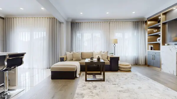 94 Mac Campbell WAY, Bradford West Gwillimbury, ON L3Z 4M6