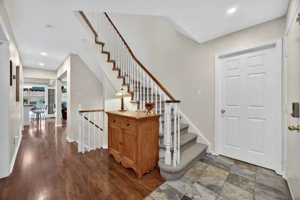 165 Bonny Meadows DR, Aurora, ON L4G 6N1