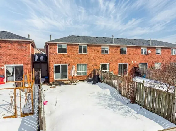 70 Weymouth RD, Barrie, ON L4M 6R7