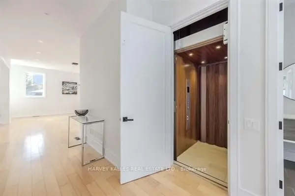 3279 Lakeshore RD, Burlington, ON L7N 1A7