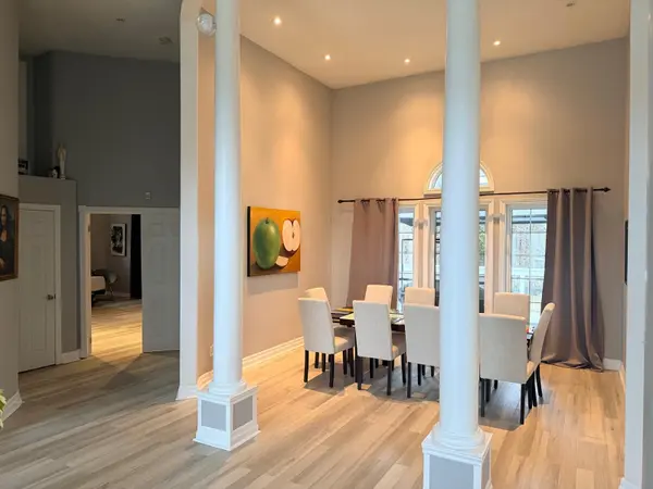 5165 PINERIDGE DR, Milton, ON L7J 2L7