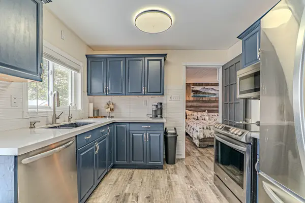 130 Crawford RD, Kawartha Lakes, ON L0K 1B0