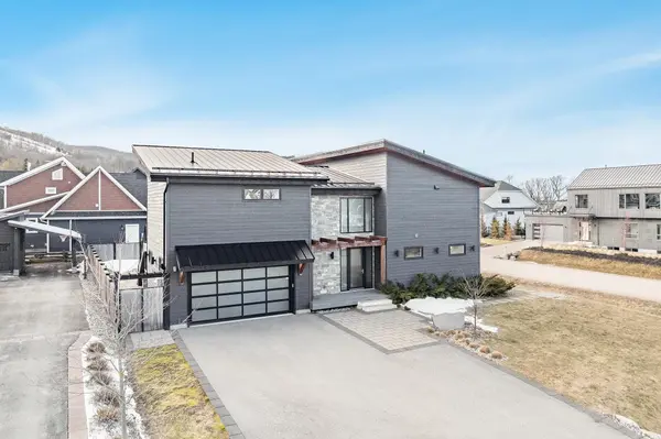 116 Arnot CRES, Blue Mountains, ON L9Y 0Z8