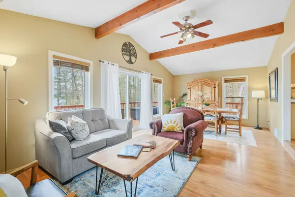 371 Kennedy RD, Greater Madawaska, ON K0J 1H0