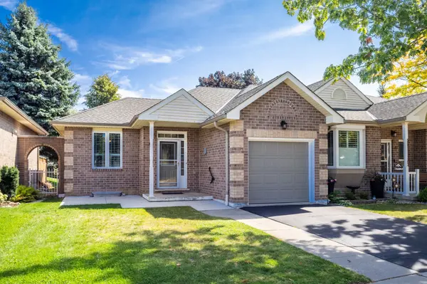 39 Twentyplace BLVD, Hamilton, ON L0R 1W0