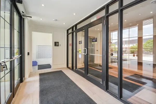 1077 Gordon ST #429, Guelph, ON N1L 1H2