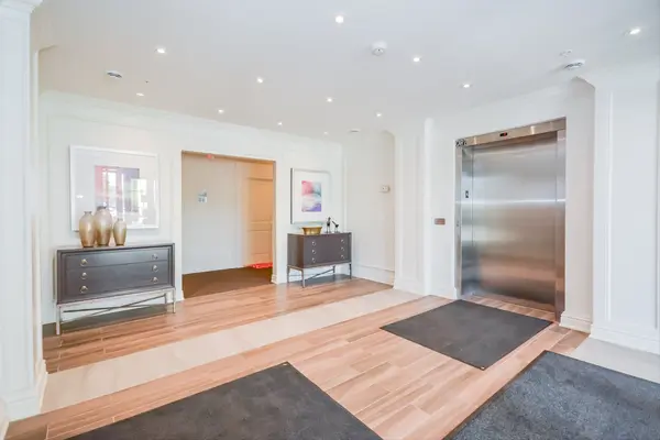 1077 Gordon ST #429, Guelph, ON N1L 1H2