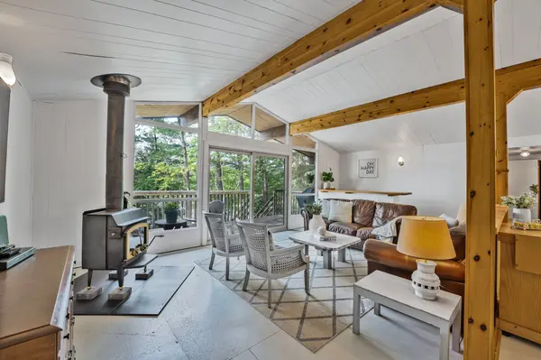 374 STEWART LAKE RD, Georgian Bay, ON P0C 1H0