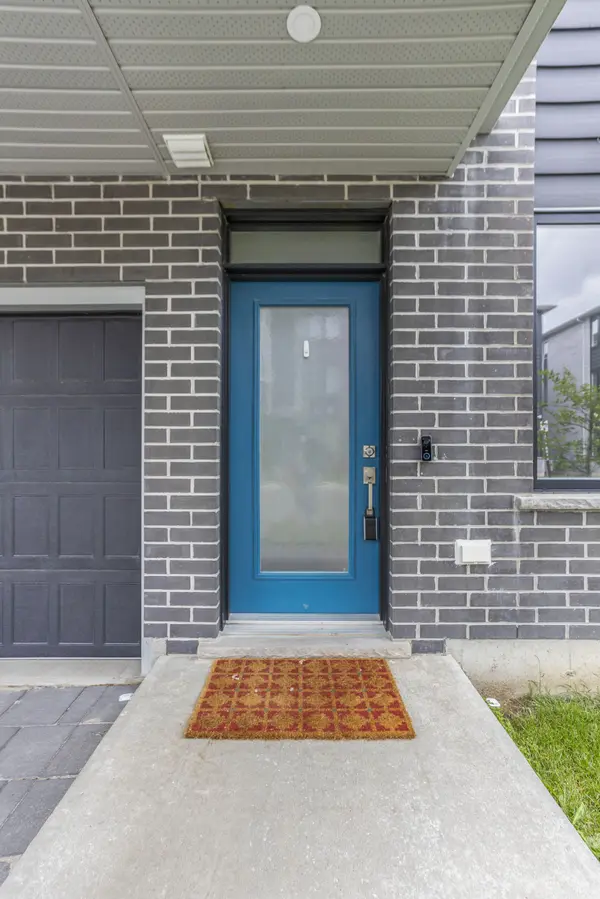 177 Edgevalley RD #16, London East, ON N5V 0C5