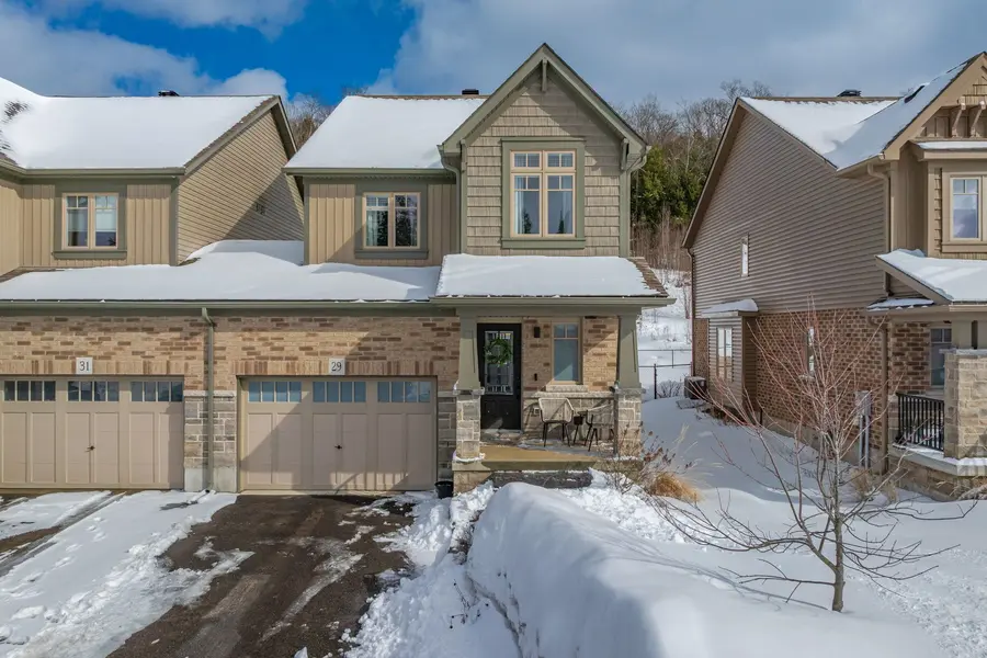 29 Kelsey Madison CT, Huntsville, ON P1H 1C8