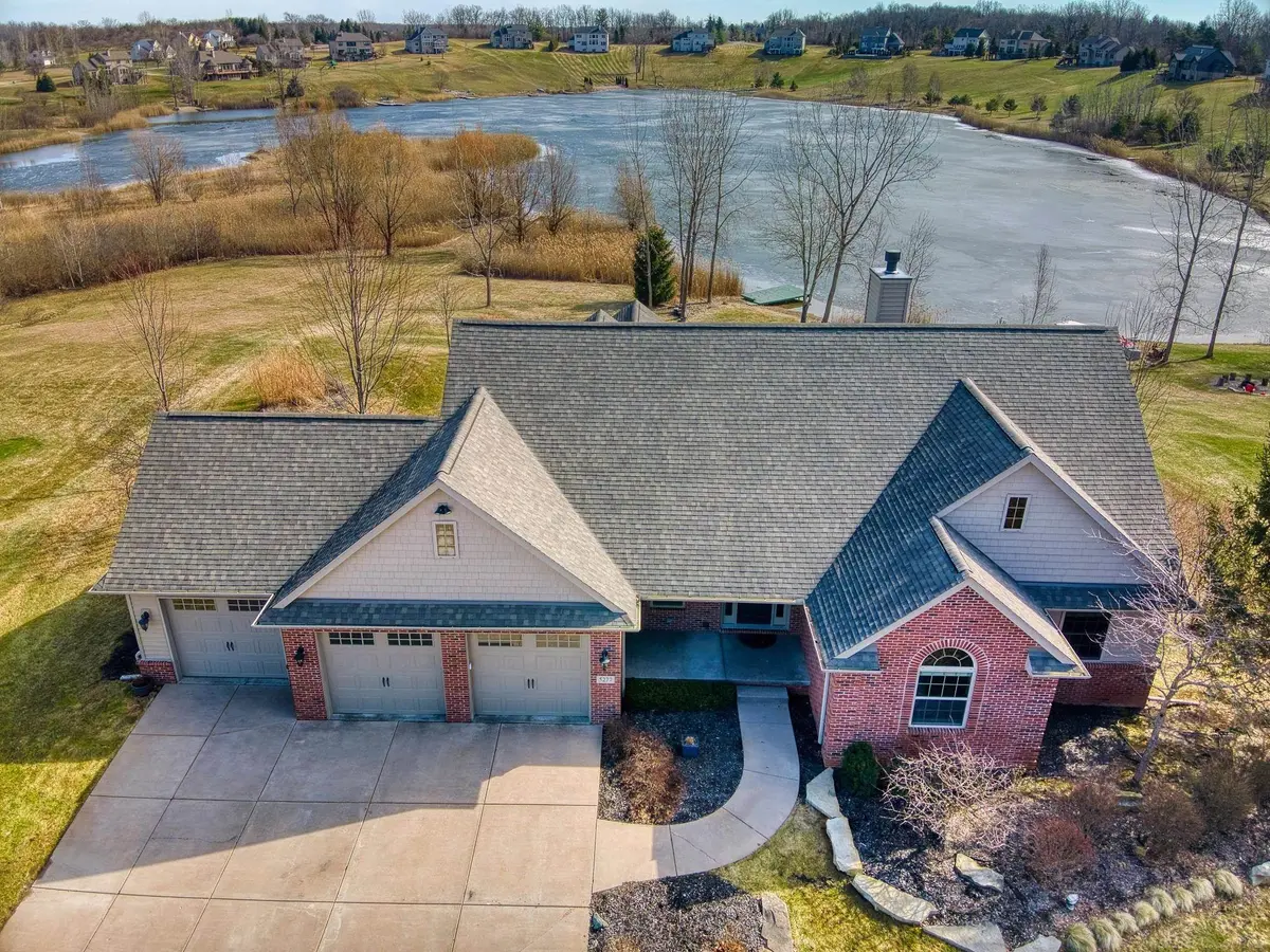 5277 Coulter Lake TRL, Independence Twp, MI 48348