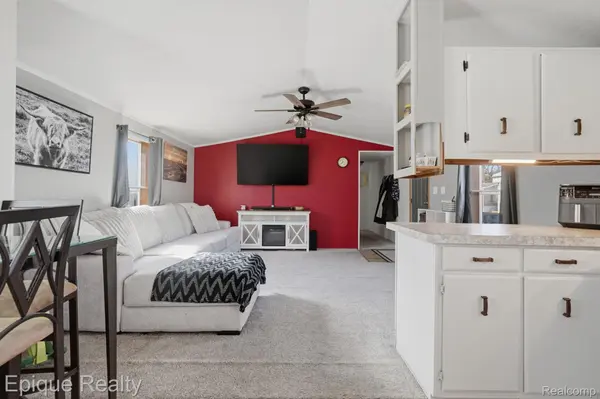 15317 Cartier DR, Clinton Charter Township, MI 48038