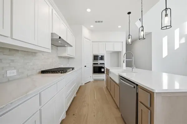 4411 Azalea Trail, Oak Point, TX 75068