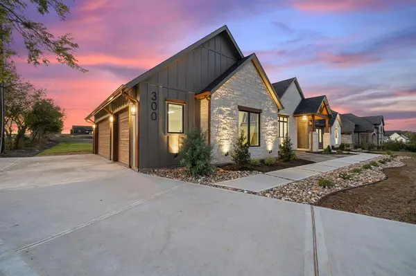 300 Ryker Lane, Gunter, TX 75058