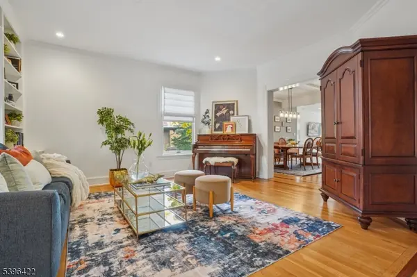 84 Cedar St, Millburn Twp., NJ 07041