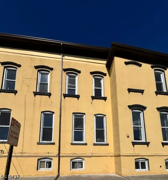 1101 S Elmora Ave #2, Elizabeth City, NJ 07202