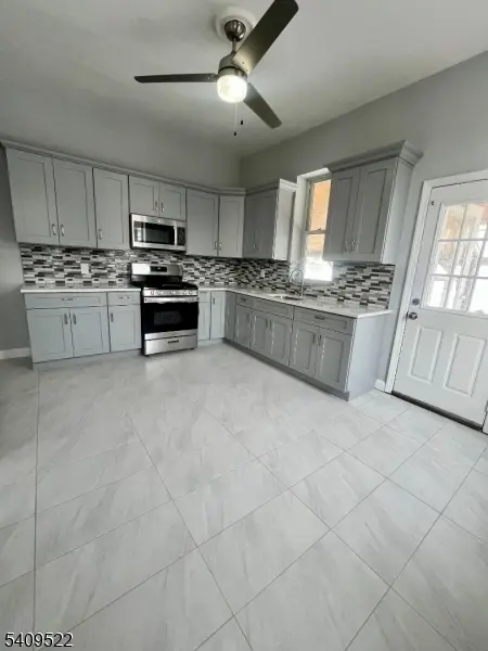 1101 S Elmora Ave #2, Elizabeth City, NJ 07202