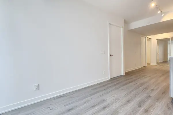 100 Queen ST E #815, Toronto C08, ON M5C 0B5