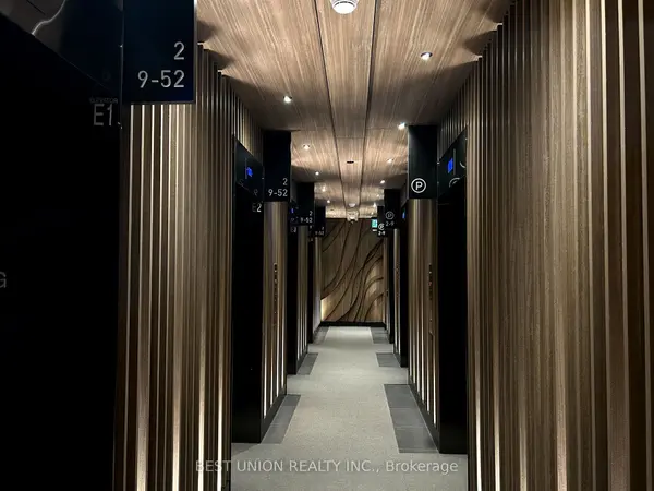 55 Charles ST E #3109, Toronto C08, ON M4Y 0J1