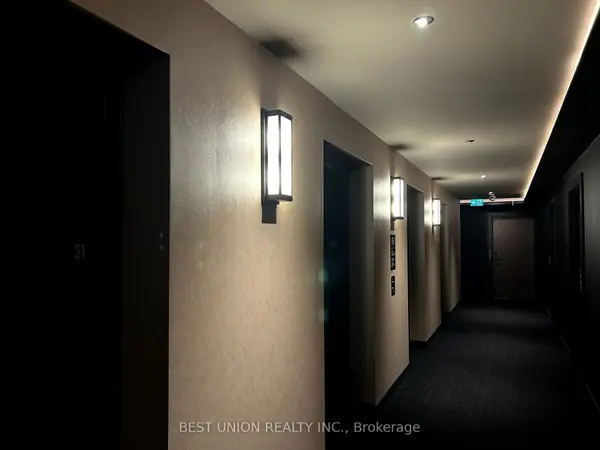 55 Charles ST E #3109, Toronto C08, ON M4Y 0J1