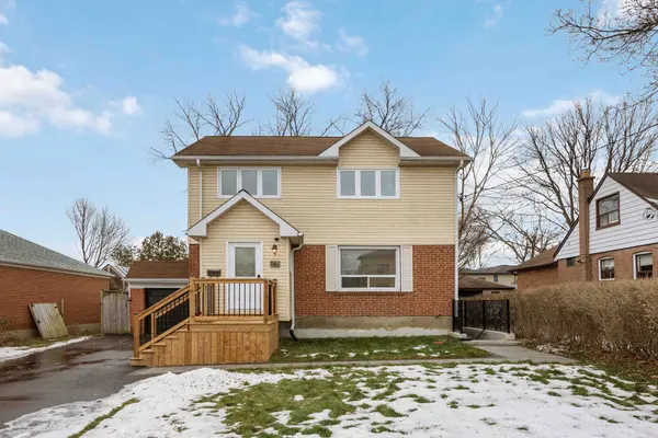 195 Phyllis AVE, Toronto E08, ON M1M 1Y9