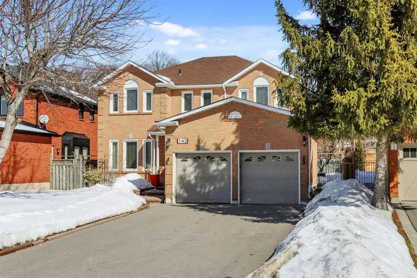 142 Waterside CRES, Vaughan, ON L6A 1V2