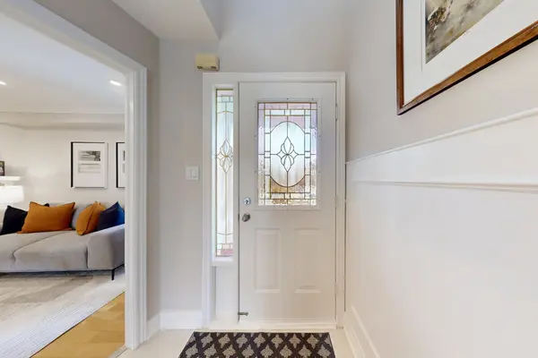 50 Primeau DR, Aurora, ON L4G 6Z2