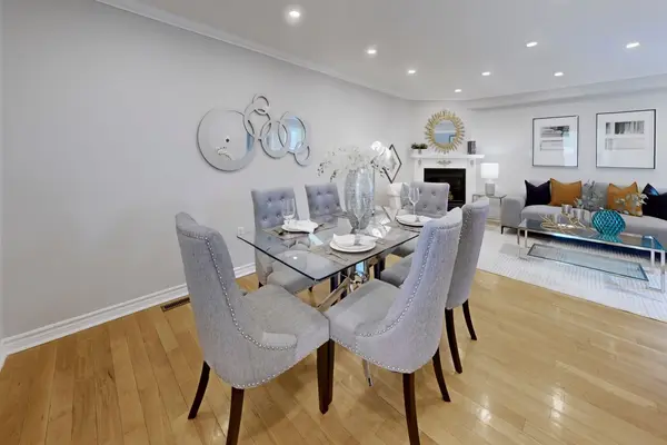 50 Primeau DR, Aurora, ON L4G 6Z2