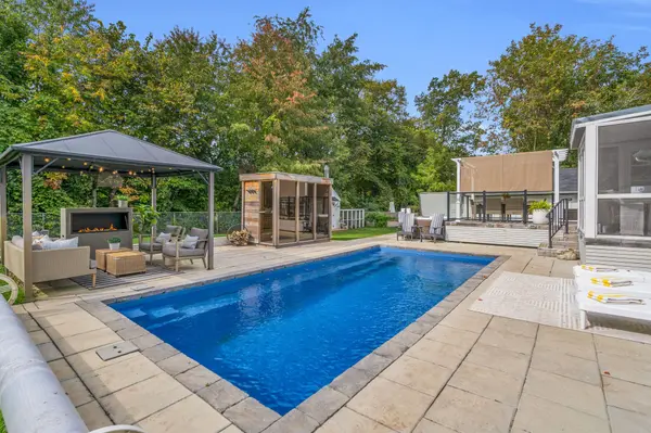 36 Marie ST, Georgina, ON L0E 1L0