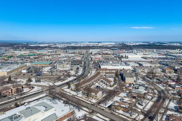 108 Sinclair AVE #29, Halton Hills, ON L7G 1J4