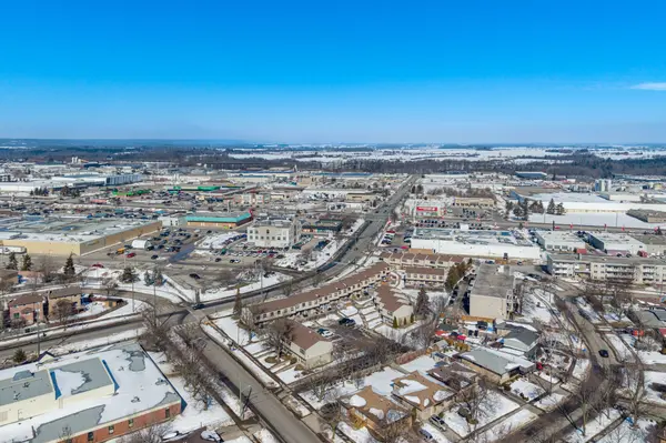 108 Sinclair AVE #29, Halton Hills, ON L7G 1J4