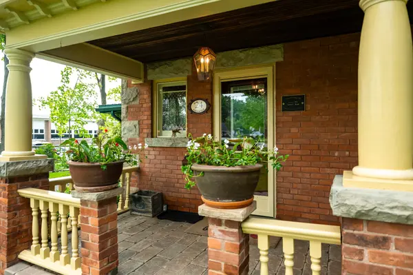 24 Faulkner ST, Orangeville, ON L9W 2G6