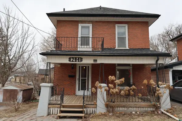 294 Parkhill RD W, Peterborough, ON K9H 3H7