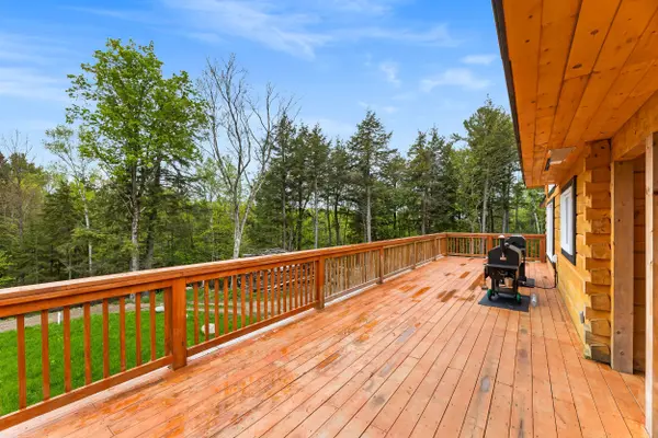 511 Brethour RD, Hastings Highlands, ON K0L 1C0