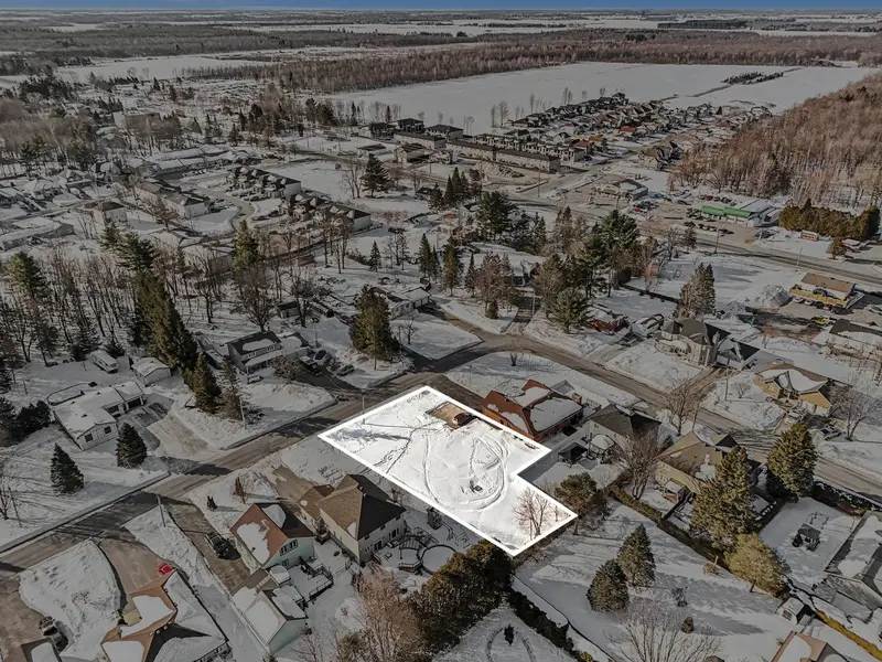 27-29 Brisson ST, The Nation, ON K0A 1M0