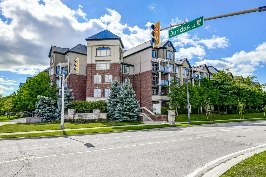 3060 Rotary WAY W #201, Burlington, ON L7M 0G9