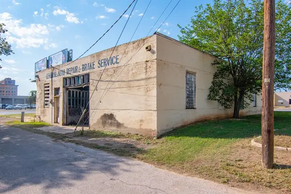 103 Main Street, Brownwood, TX 76801