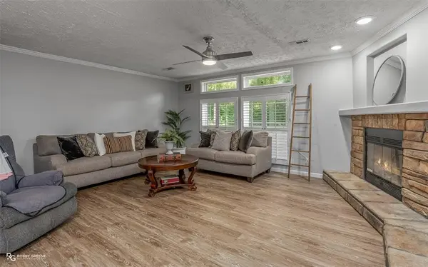 8287 Jefferson Paige Road, Shreveport, LA 71119